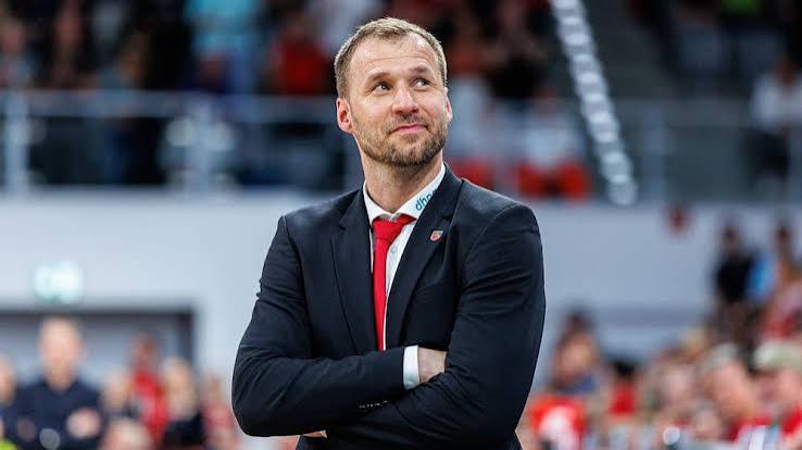 Anton Gavel