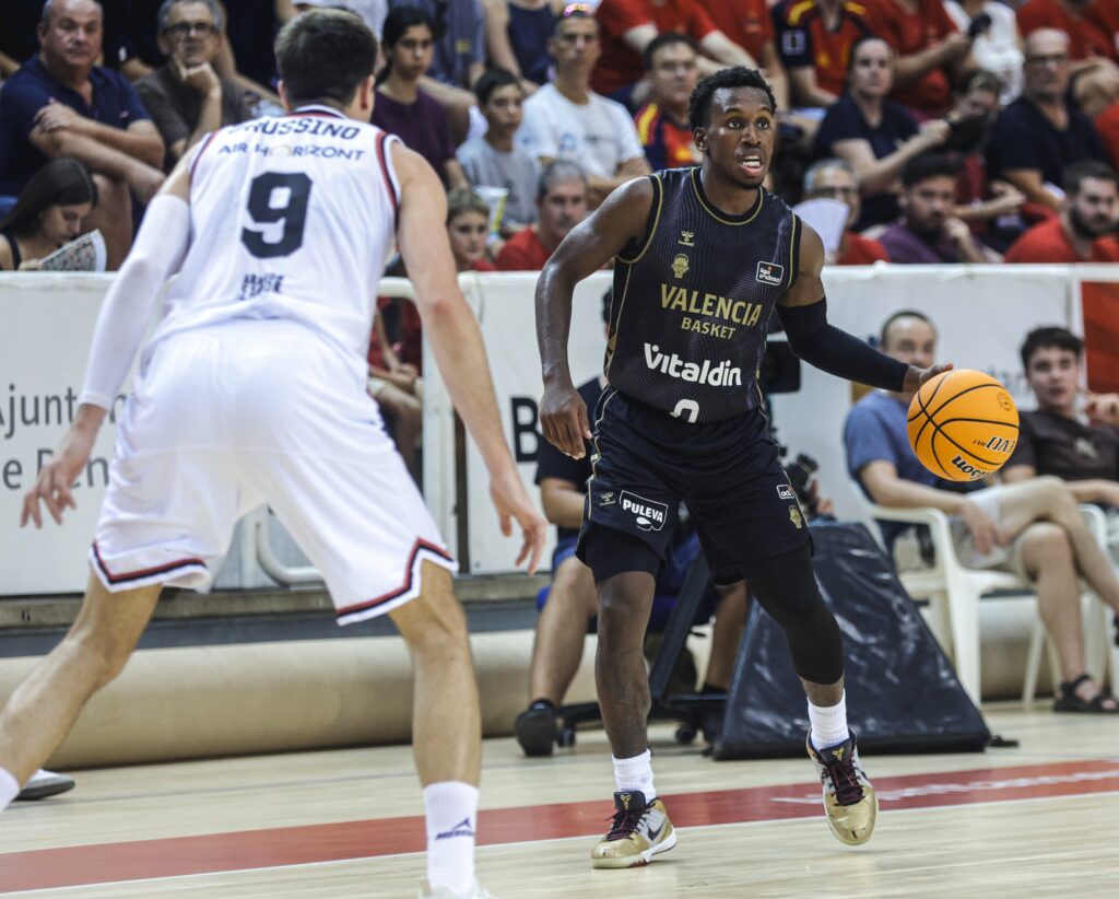 Valencia Basket arranca la pretemporada con victoria: 88-81 ante Casademont Zaragoza.