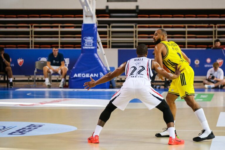 Fenerbahçe se lleva un partidazo ante Olimpia Milano (79-81).